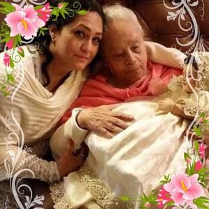 Meet your Posher, Lucy